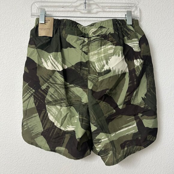 Nike Challenger Running Shorts DQ4726-386 Size M Green - Picture 2 of 6